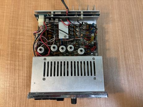 HW-202 inside bottom